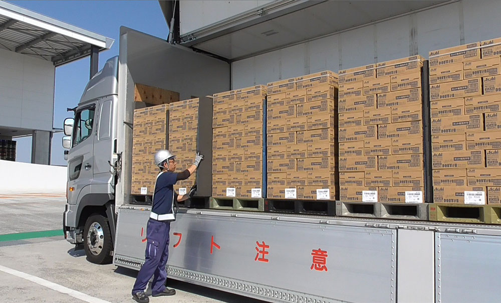 大型のコンテナ